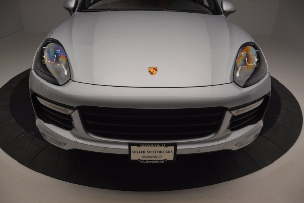 Used 2016 Porsche Cayenne Turbo for sale Sold at Alfa Romeo of Westport in Westport CT 06880 13
