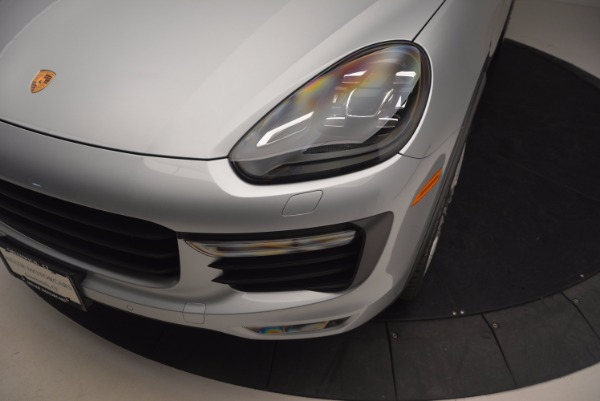 Used 2016 Porsche Cayenne Turbo for sale Sold at Alfa Romeo of Westport in Westport CT 06880 14