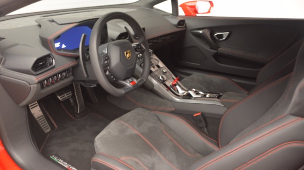Used 2016 Lamborghini Huracan LP 580-2 for sale Sold at Alfa Romeo of Westport in Westport CT 06880 19
