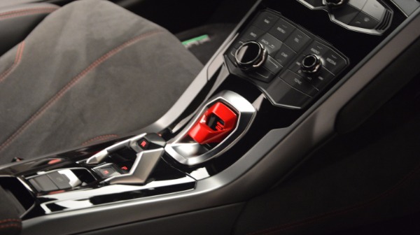 Used 2016 Lamborghini Huracan LP 580-2 for sale Sold at Alfa Romeo of Westport in Westport CT 06880 25