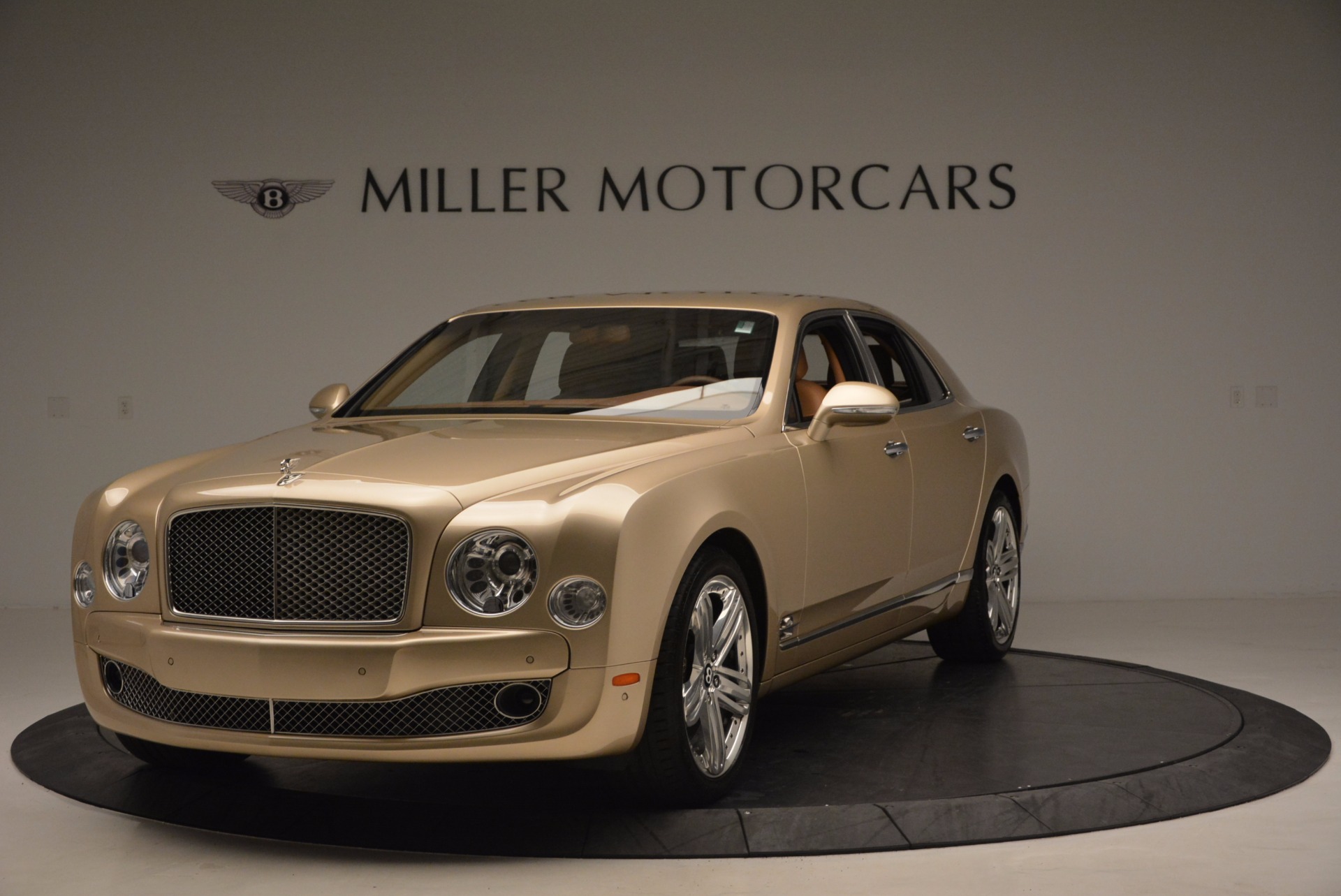 Used 2011 Bentley Mulsanne for sale Sold at Alfa Romeo of Westport in Westport CT 06880 1