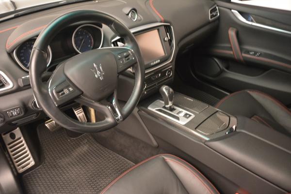 Used 2015 Maserati Ghibli S Q4 for sale Sold at Alfa Romeo of Westport in Westport CT 06880 12