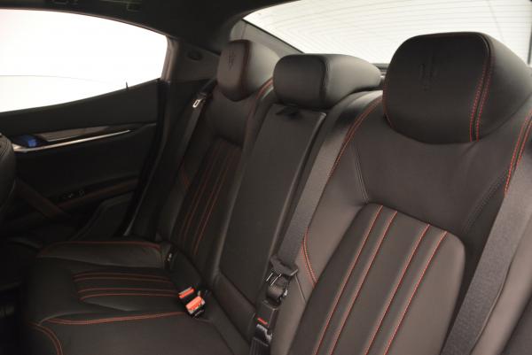 Used 2015 Maserati Ghibli S Q4 for sale Sold at Alfa Romeo of Westport in Westport CT 06880 17