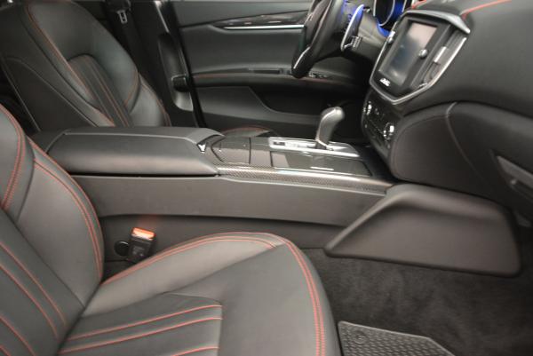 Used 2015 Maserati Ghibli S Q4 for sale Sold at Alfa Romeo of Westport in Westport CT 06880 19