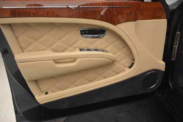 Used 2016 Bentley Mulsanne for sale Sold at Alfa Romeo of Westport in Westport CT 06880 20