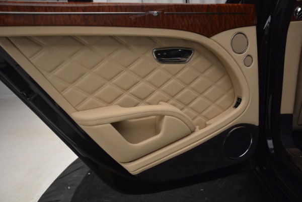 Used 2016 Bentley Mulsanne for sale Sold at Alfa Romeo of Westport in Westport CT 06880 27