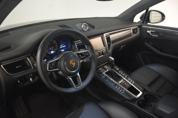 Used 2016 Porsche Macan Turbo for sale Sold at Alfa Romeo of Westport in Westport CT 06880 17