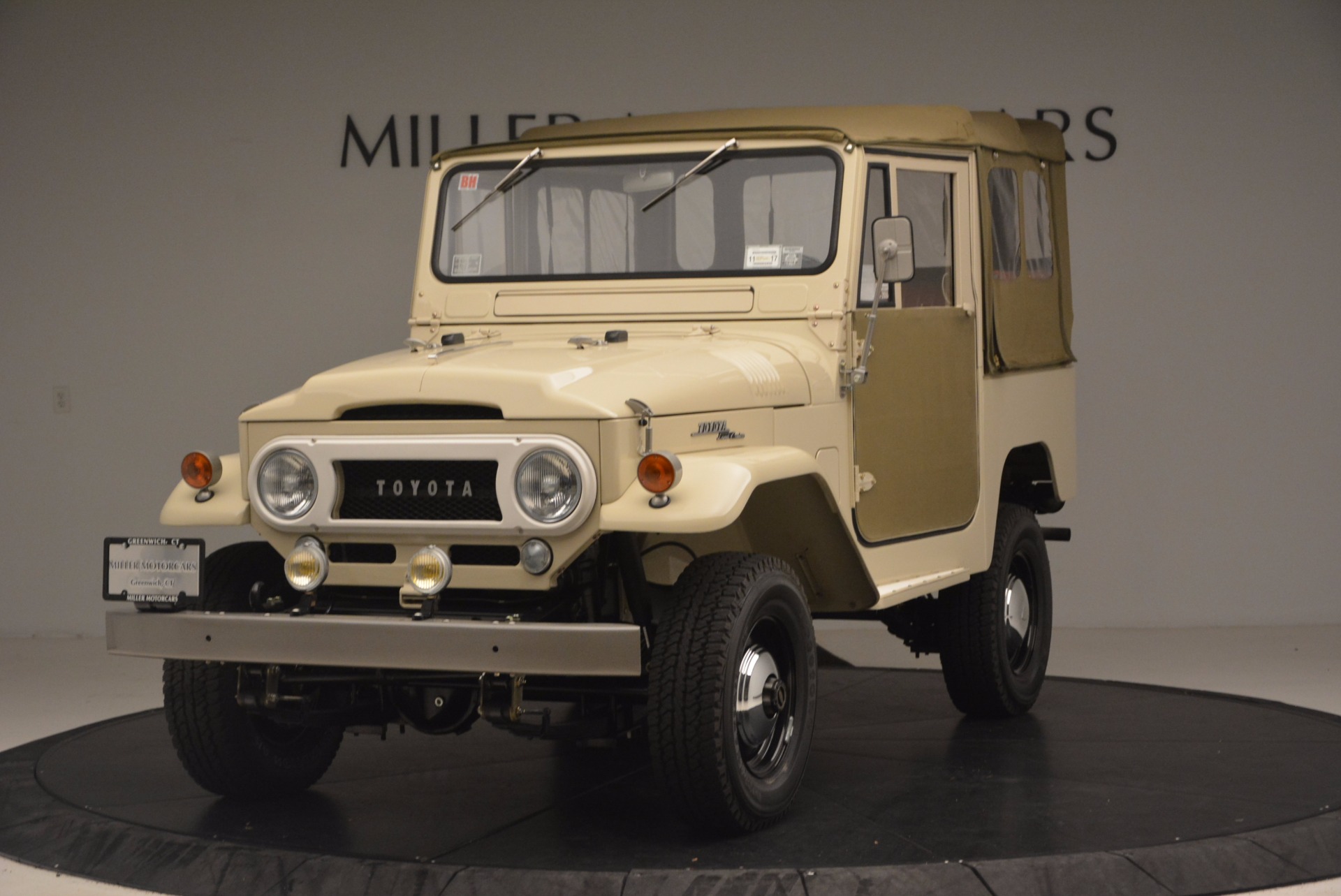 Used 1966 Toyota FJ40 Land Cruiser Land Cruiser for sale Sold at Alfa Romeo of Westport in Westport CT 06880 1