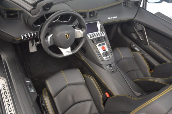 Used 2015 Lamborghini Aventador LP 700-4 for sale Sold at Alfa Romeo of Westport in Westport CT 06880 21