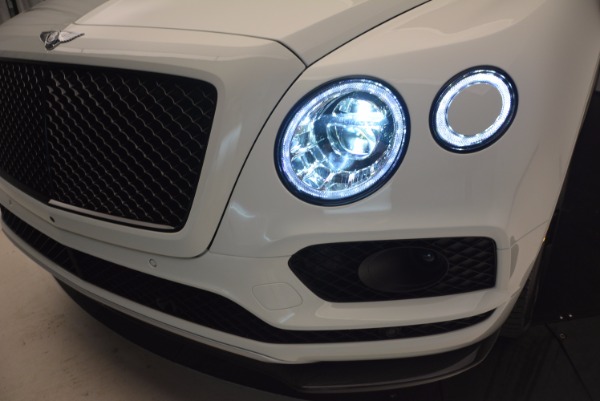 New 2018 Bentley Bentayga Black Edition for sale Sold at Alfa Romeo of Westport in Westport CT 06880 16