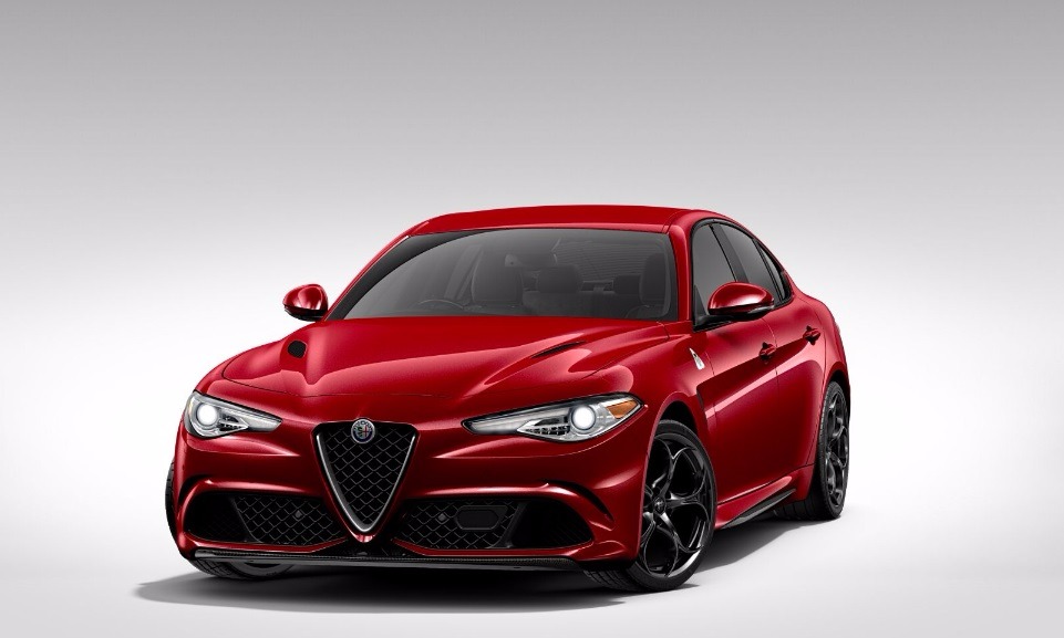 New 2017 Alfa Romeo Giulia Quadrifoglio Quadrifoglio for sale Sold at Alfa Romeo of Westport in Westport CT 06880 1