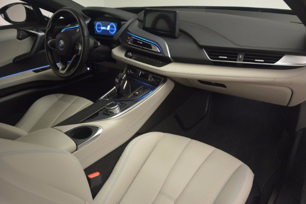 Used 2014 BMW i8 for sale Sold at Alfa Romeo of Westport in Westport CT 06880 20