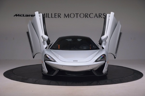 Used 2017 McLaren 570GT for sale Sold at Alfa Romeo of Westport in Westport CT 06880 13