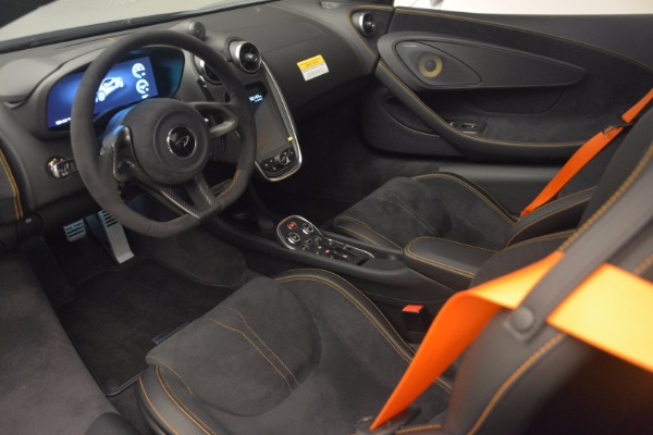 Used 2017 McLaren 570GT for sale $169,900 at Alfa Romeo of Westport in Westport CT 06880 15