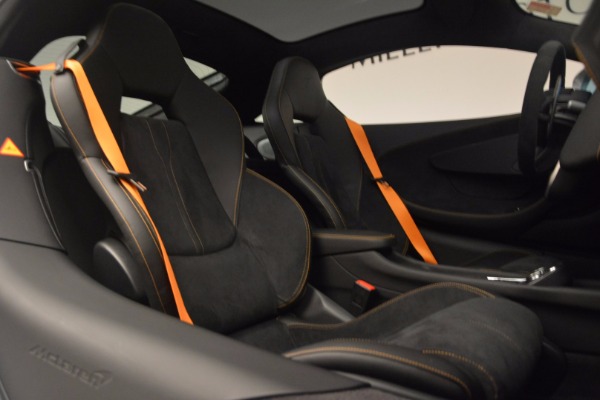 Used 2017 McLaren 570 GT for sale $169,900 at Alfa Romeo of Westport in Westport CT 06880 20
