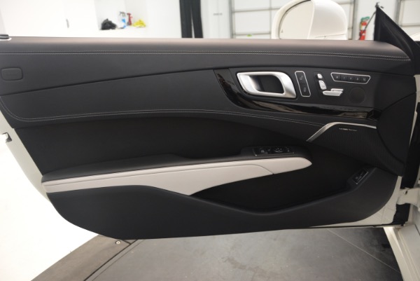 Used 2015 Mercedes-Benz SL-Class SL 550 for sale Sold at Alfa Romeo of Westport in Westport CT 06880 28
