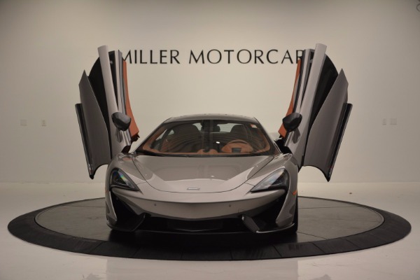 Used 2016 McLaren 570S for sale Sold at Alfa Romeo of Westport in Westport CT 06880 13