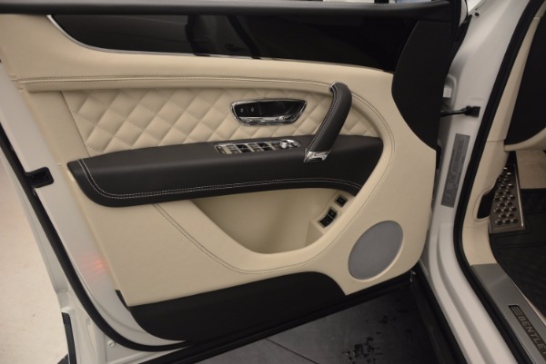 Used 2018 Bentley Bentayga Black Edition for sale Call for price at Alfa Romeo of Westport in Westport CT 06880 28