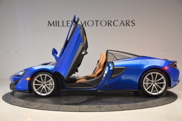 Used 2018 McLaren 570S Spider for sale Sold at Alfa Romeo of Westport in Westport CT 06880 15