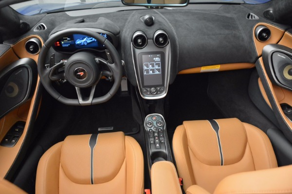 Used 2018 McLaren 570S Spider for sale Sold at Alfa Romeo of Westport in Westport CT 06880 28