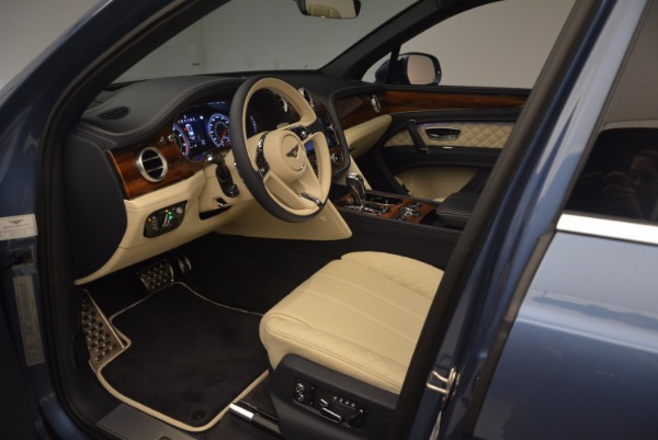 New 2018 Bentley Bentayga for sale Sold at Alfa Romeo of Westport in Westport CT 06880 22