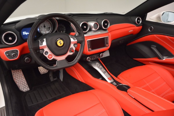 Used 2017 Ferrari California T for sale Sold at Alfa Romeo of Westport in Westport CT 06880 25