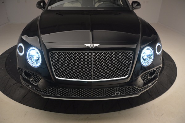 New 2018 Bentley Bentayga Signature for sale Sold at Alfa Romeo of Westport in Westport CT 06880 16