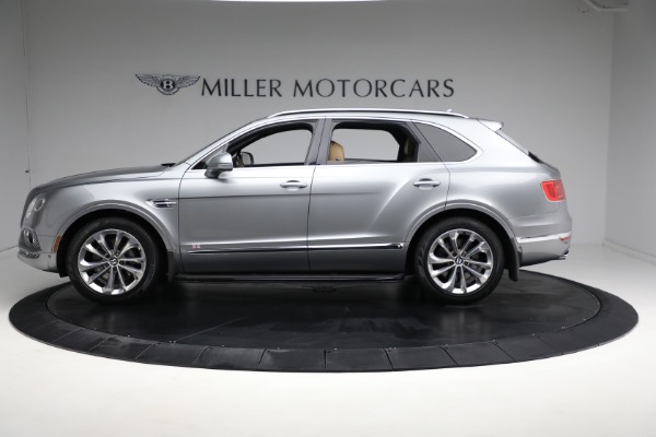 Used 2018 Bentley Bentayga W12 Signature Edition for sale Sold at Alfa Romeo of Westport in Westport CT 06880 3