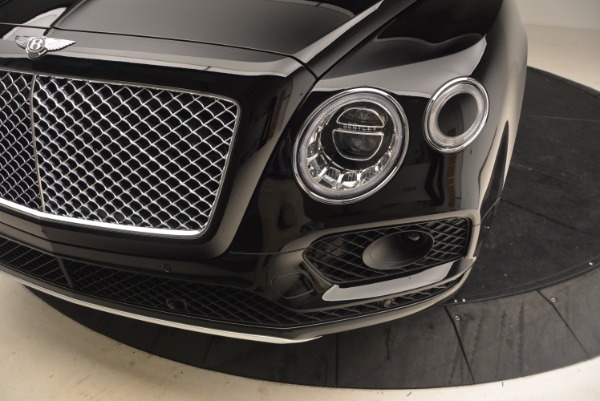 Used 2018 Bentley Bentayga Onyx Edition for sale Sold at Alfa Romeo of Westport in Westport CT 06880 14