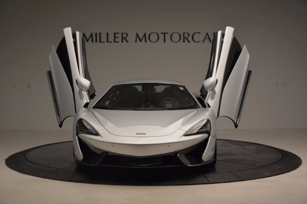 Used 2017 McLaren 570S for sale Sold at Alfa Romeo of Westport in Westport CT 06880 13