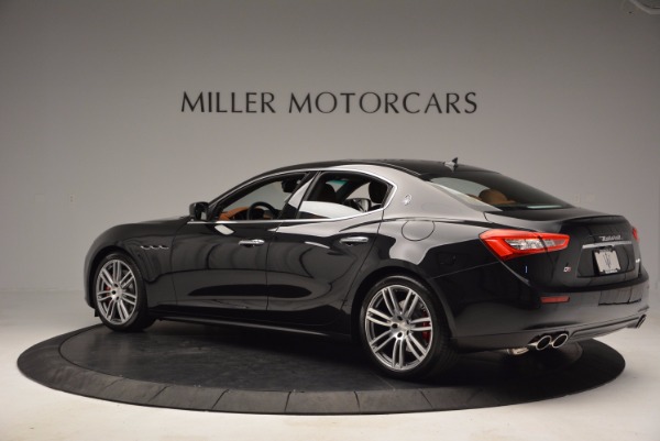 Used 2014 Maserati Ghibli S Q4 for sale Sold at Alfa Romeo of Westport in Westport CT 06880 4