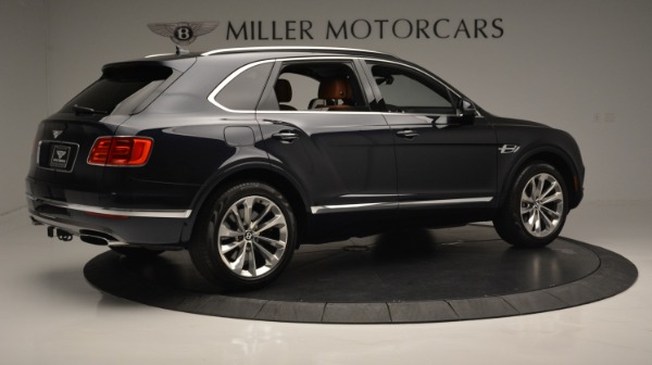 Used 2018 Bentley Bentayga W12 Signature for sale Sold at Alfa Romeo of Westport in Westport CT 06880 8