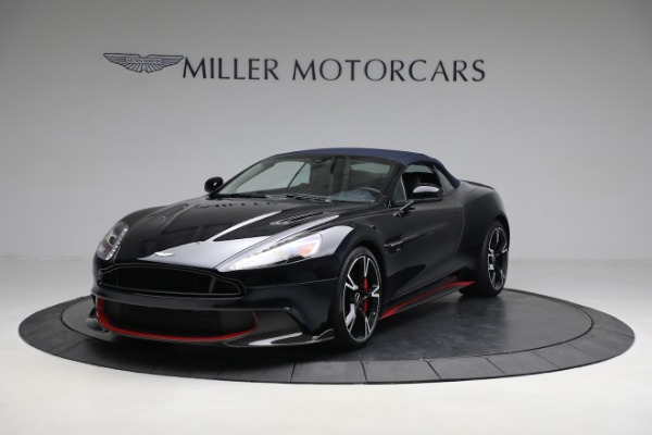 Used 2018 Aston Martin Vanquish S Volante for sale $259,900 at Alfa Romeo of Westport in Westport CT 06880 13