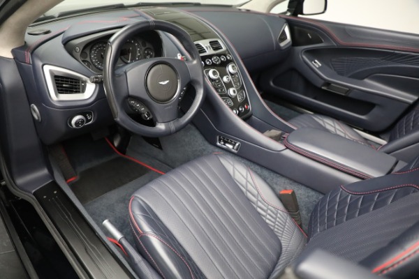 Used 2018 Aston Martin Vanquish S Volante for sale $259,900 at Alfa Romeo of Westport in Westport CT 06880 19