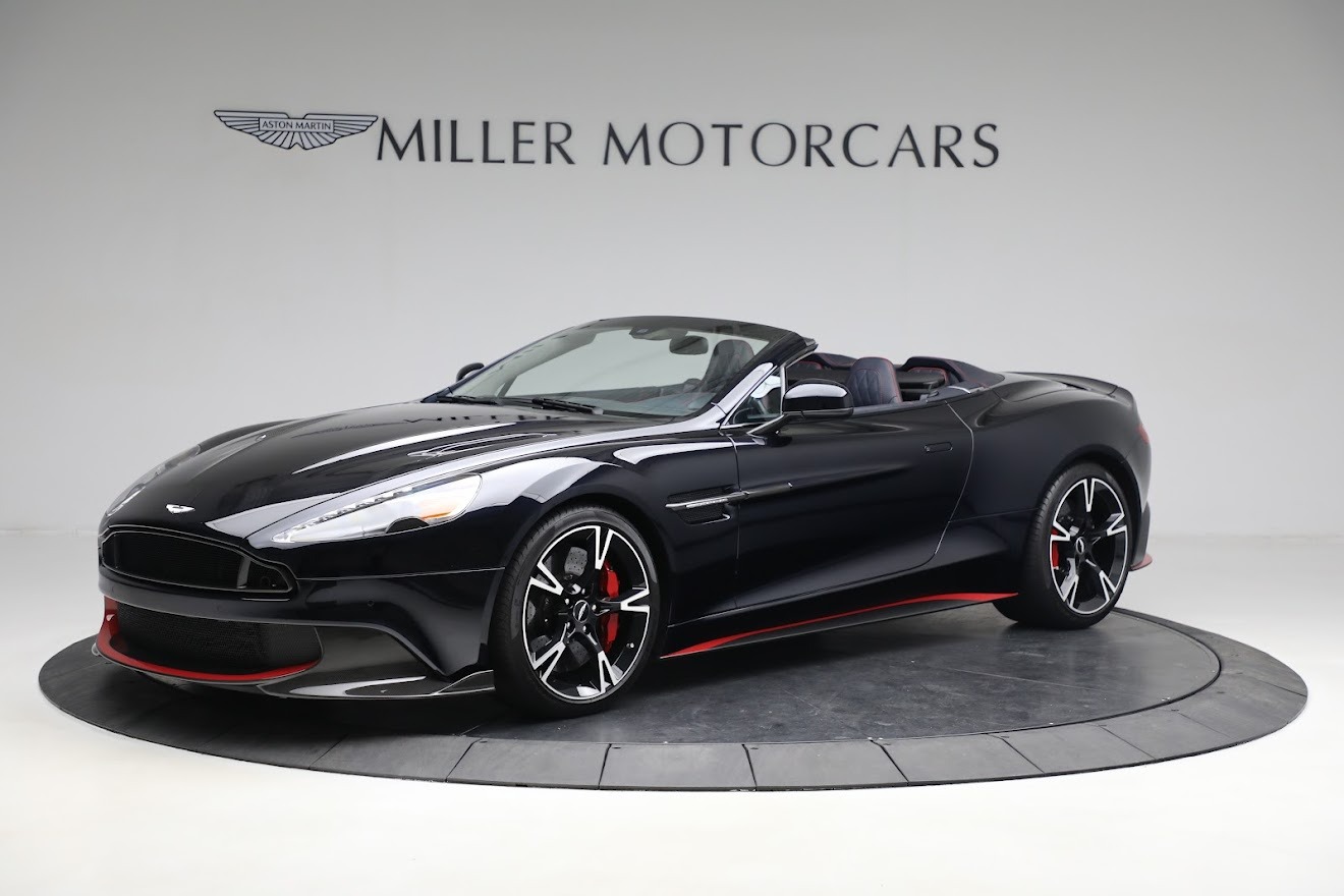 Used 2018 Aston Martin Vanquish S Volante for sale $259,900 at Alfa Romeo of Westport in Westport CT 06880 1