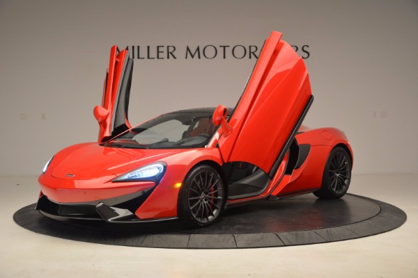 Used 2017 McLaren 570GT for sale Sold at Alfa Romeo of Westport in Westport CT 06880 13