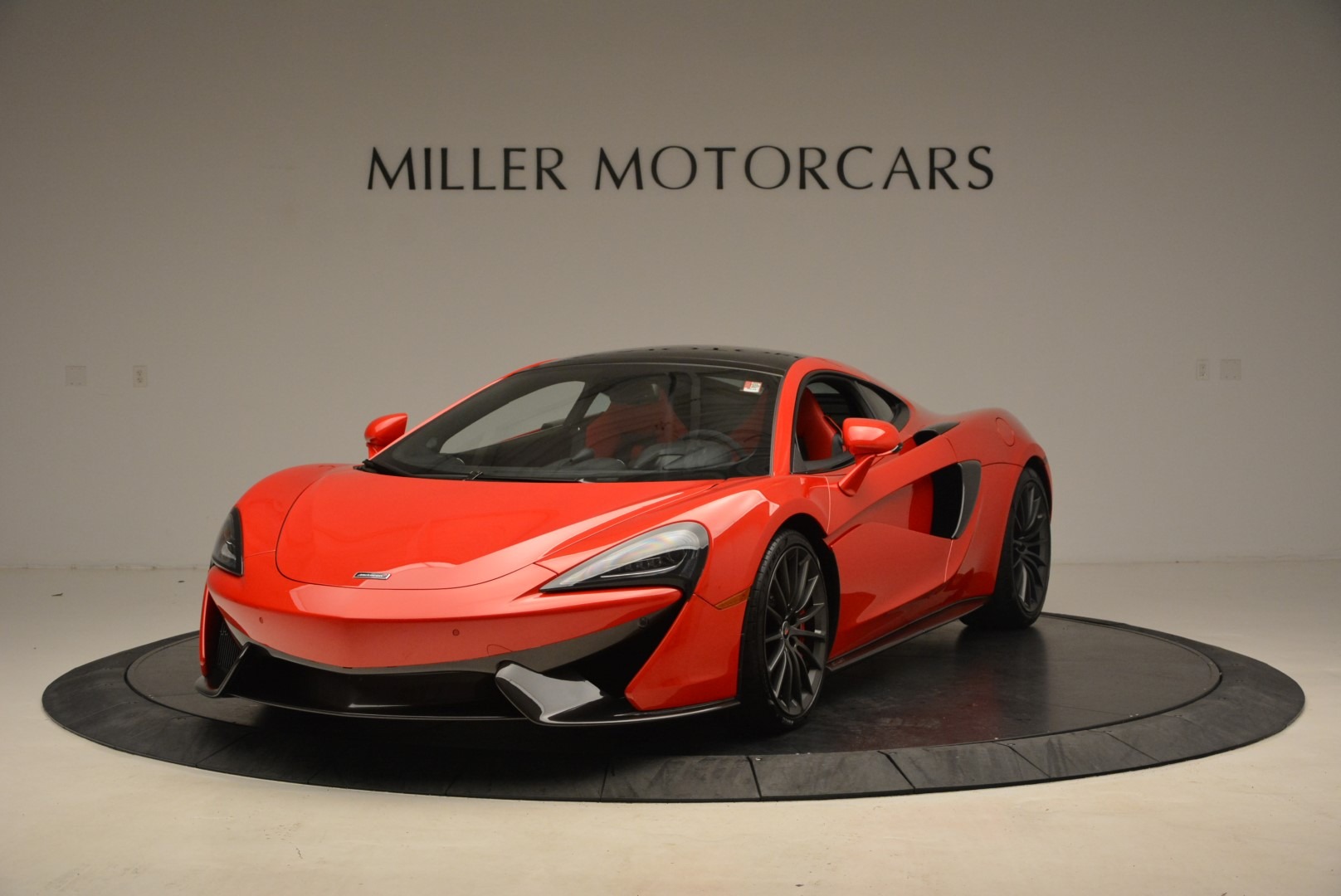 Used 2017 McLaren 570GT for sale Sold at Alfa Romeo of Westport in Westport CT 06880 1