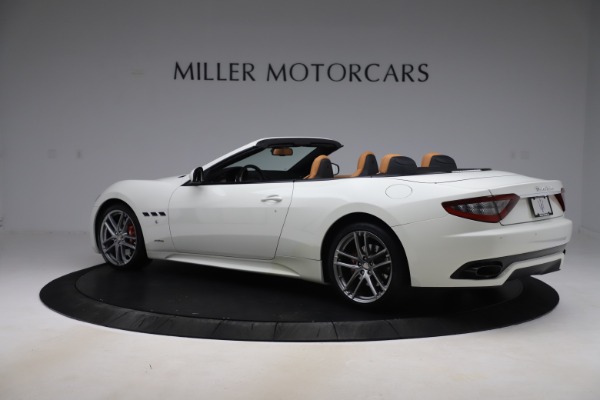 Used 2017 Maserati GranTurismo Convertible Sport for sale Sold at Alfa Romeo of Westport in Westport CT 06880 4