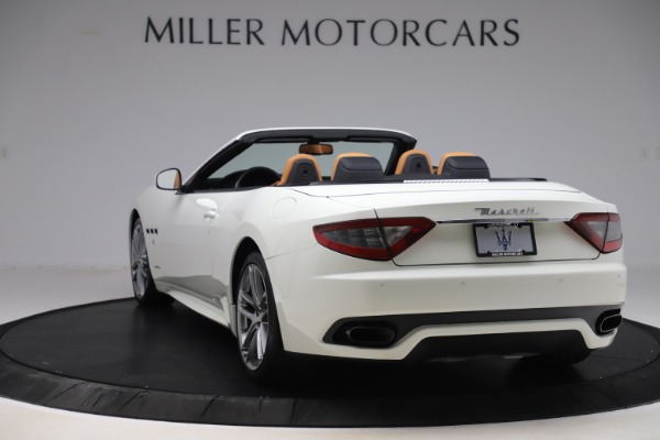 Used 2017 Maserati GranTurismo Convertible Sport for sale Sold at Alfa Romeo of Westport in Westport CT 06880 5