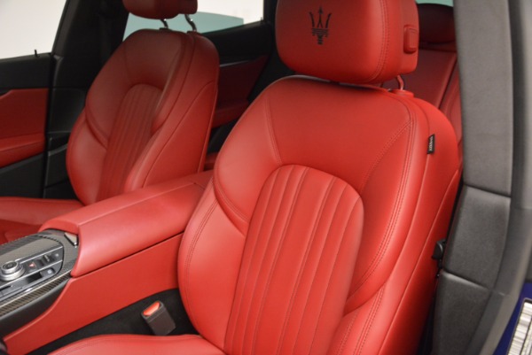 Used 2017 Maserati Levante S Q4 for sale Sold at Alfa Romeo of Westport in Westport CT 06880 16