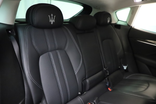 Used 2018 Maserati Levante SQ4 GranSport for sale $55,900 at Alfa Romeo of Westport in Westport CT 06880 26