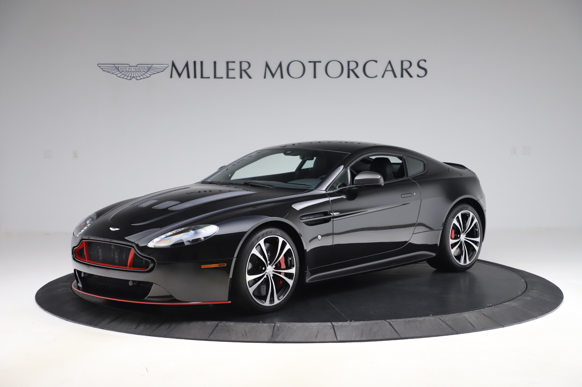 Used 2017 Aston Martin V12 Vantage S Coupe for sale Sold at Alfa Romeo of Westport in Westport CT 06880 1