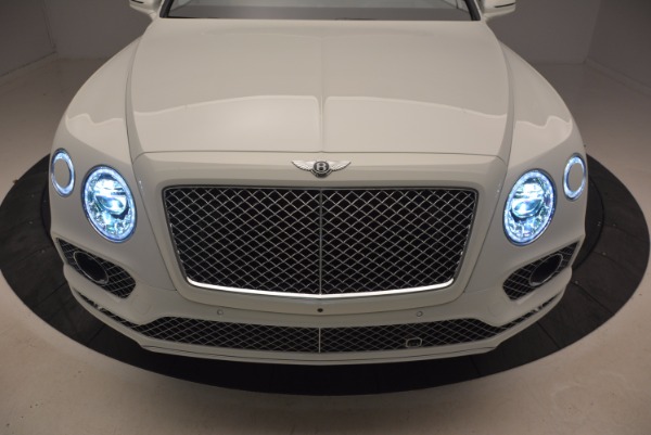 Used 2018 Bentley Bentayga Onyx for sale Call for price at Alfa Romeo of Westport in Westport CT 06880 14