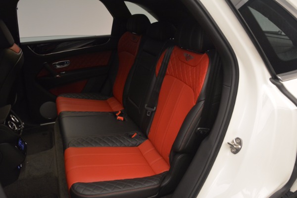 Used 2018 Bentley Bentayga Onyx Edition for sale Sold at Alfa Romeo of Westport in Westport CT 06880 23