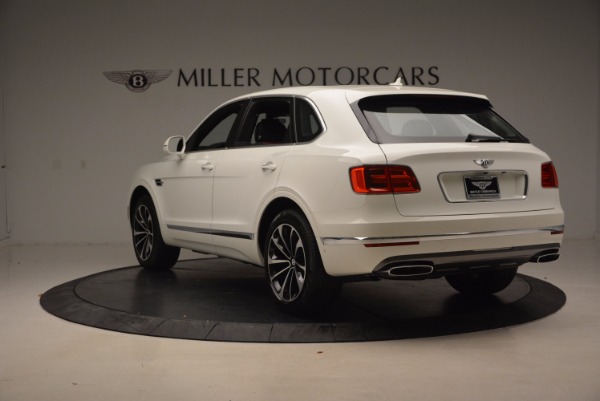 Used 2018 Bentley Bentayga Onyx for sale Call for price at Alfa Romeo of Westport in Westport CT 06880 5