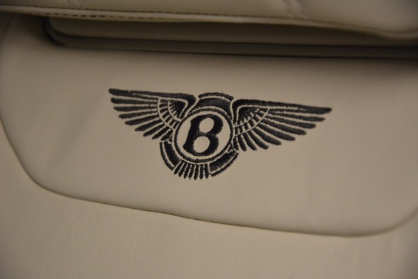 Used 2018 Bentley Bentayga Onyx for sale Sold at Alfa Romeo of Westport in Westport CT 06880 19