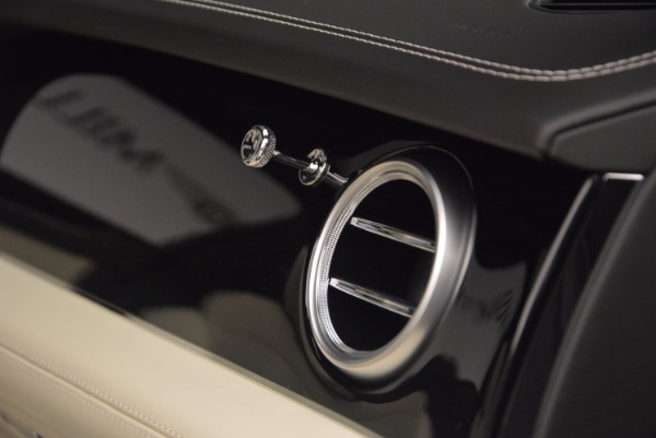 Used 2018 Bentley Bentayga Onyx for sale Sold at Alfa Romeo of Westport in Westport CT 06880 22
