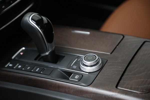 Used 2018 Maserati Ghibli S Q4 for sale $59,900 at Alfa Romeo of Westport in Westport CT 06880 19
