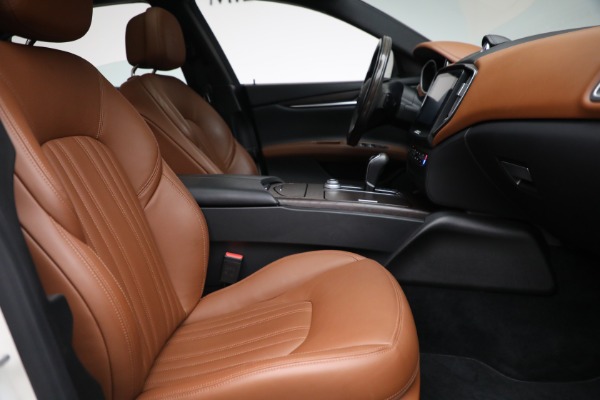Used 2018 Maserati Ghibli S Q4 for sale $59,900 at Alfa Romeo of Westport in Westport CT 06880 23