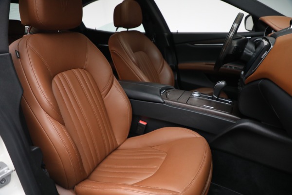 Used 2018 Maserati Ghibli S Q4 for sale $59,900 at Alfa Romeo of Westport in Westport CT 06880 24